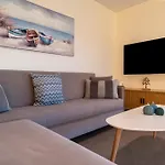 Sun And Sea - Beachfront, 2 Bedrooms With Sea View & Garden Parálion Ástros
