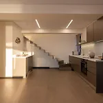 Sun And Sea - Beachfront, 2 Bedrooms With Sea View & Garden Appartement *