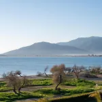 Sun And Sea - Beachfront, 2 Bedrooms With Sea View & Garden Parálion Ástros
