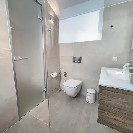 Sun And Sea - Beachfront, 2 Bedrooms With Sea View & Garden * Паралион-Астрос