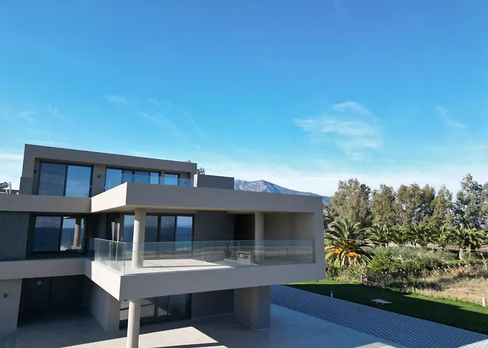 Apartamento Sun And Sea - Beachfront, 2 Bedrooms With Sea View & Garden Parálion Ástros