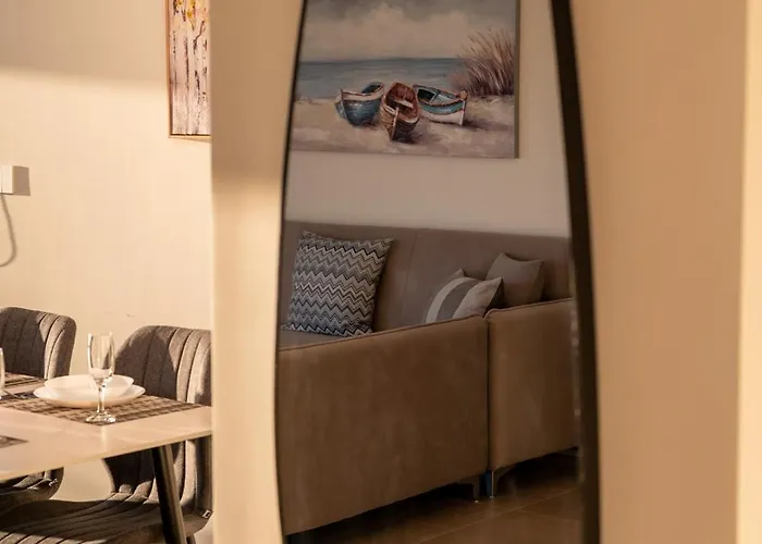 Lägenhet Sun And Sea - Beachfront, 2 Bedrooms With Sea View & Garden Parálion Ástros